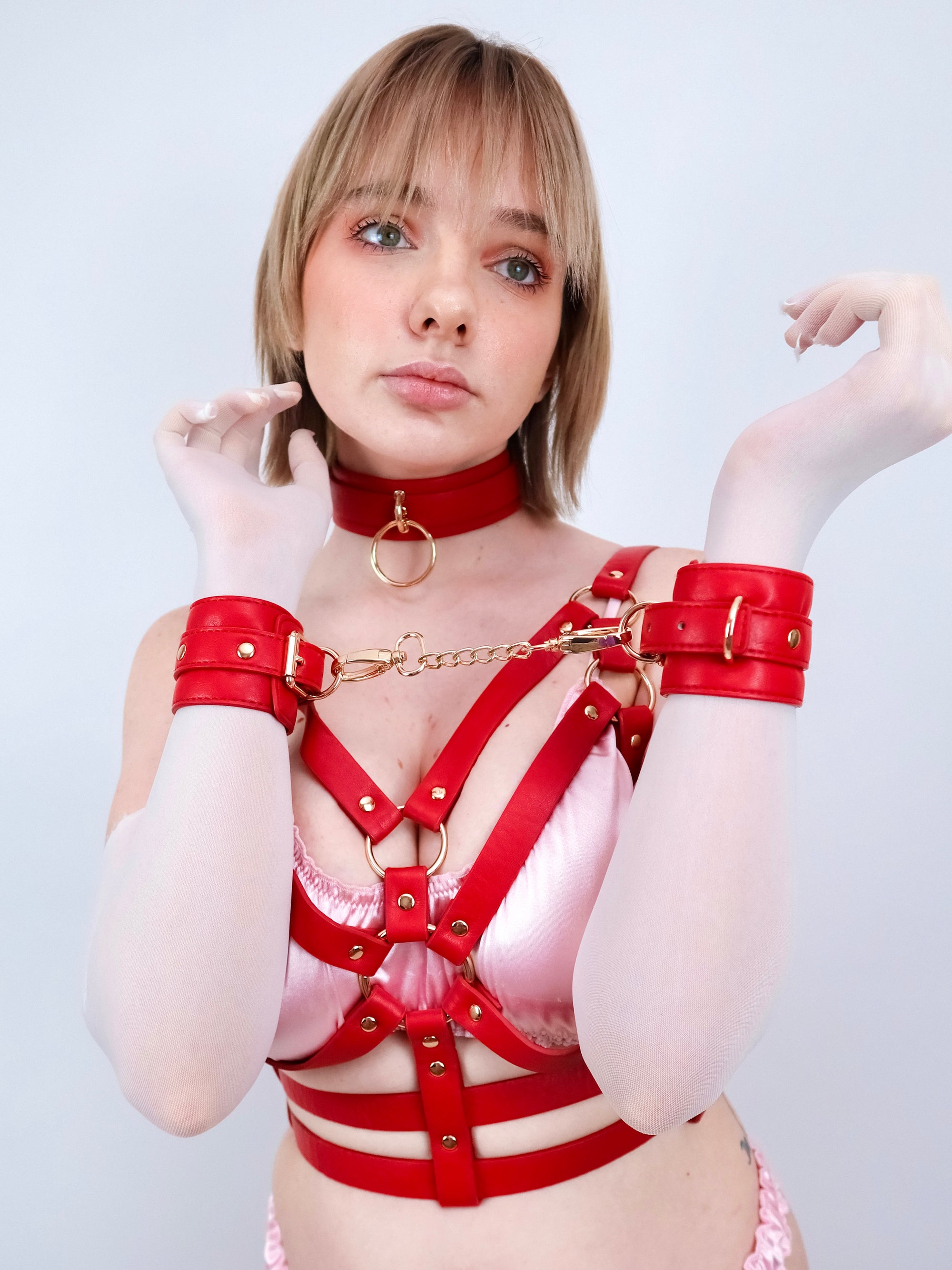 OLD SIZE JORDAN CHOKER AND CUFF SET